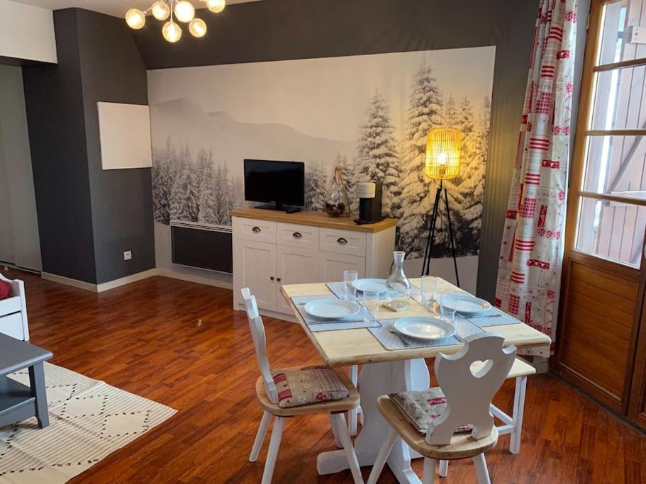 Apartament Vignec/Saint-Lary - T2 Cosy Avec Balcon & Piscine Zewnętrze zdjęcie